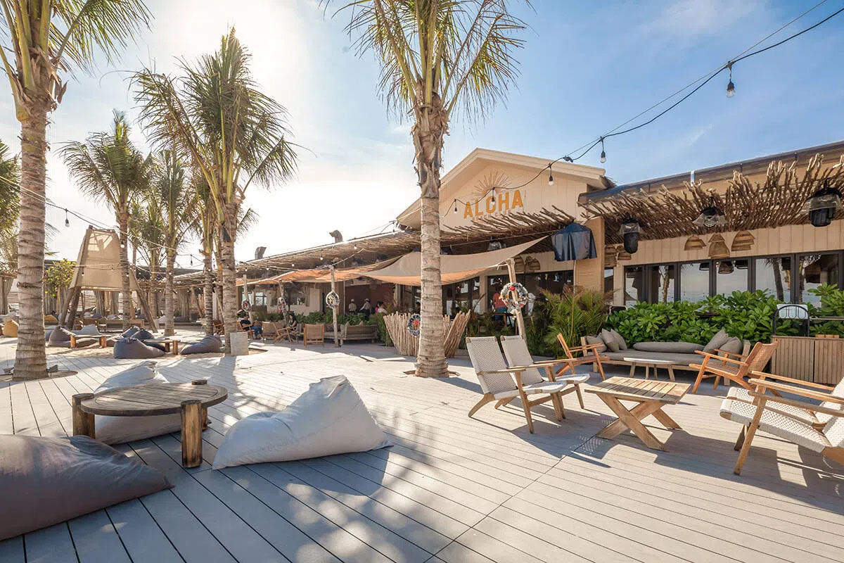 Beach Club Aloha với hướng biển giúp bạn dễ dàng bắt trọn những khoảnh khắc tuyệt vời của bình minh và hoàng hôn trên biển
