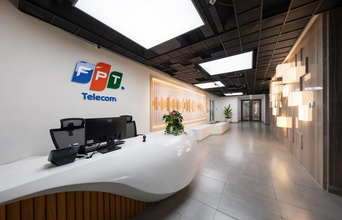 FTEL đã tổ chức một buổi lễ gom đất rất trang trọng đánh dấu sự kiện này