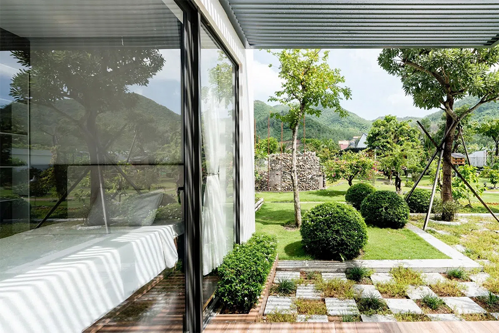 Mỗi không gian đều tràn ngập ánh sáng tự nhiên