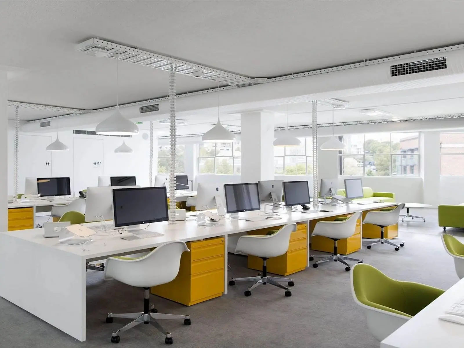 Việc bố trí thông minh giúp tăng cường sự tương tác giữa các nhân viên