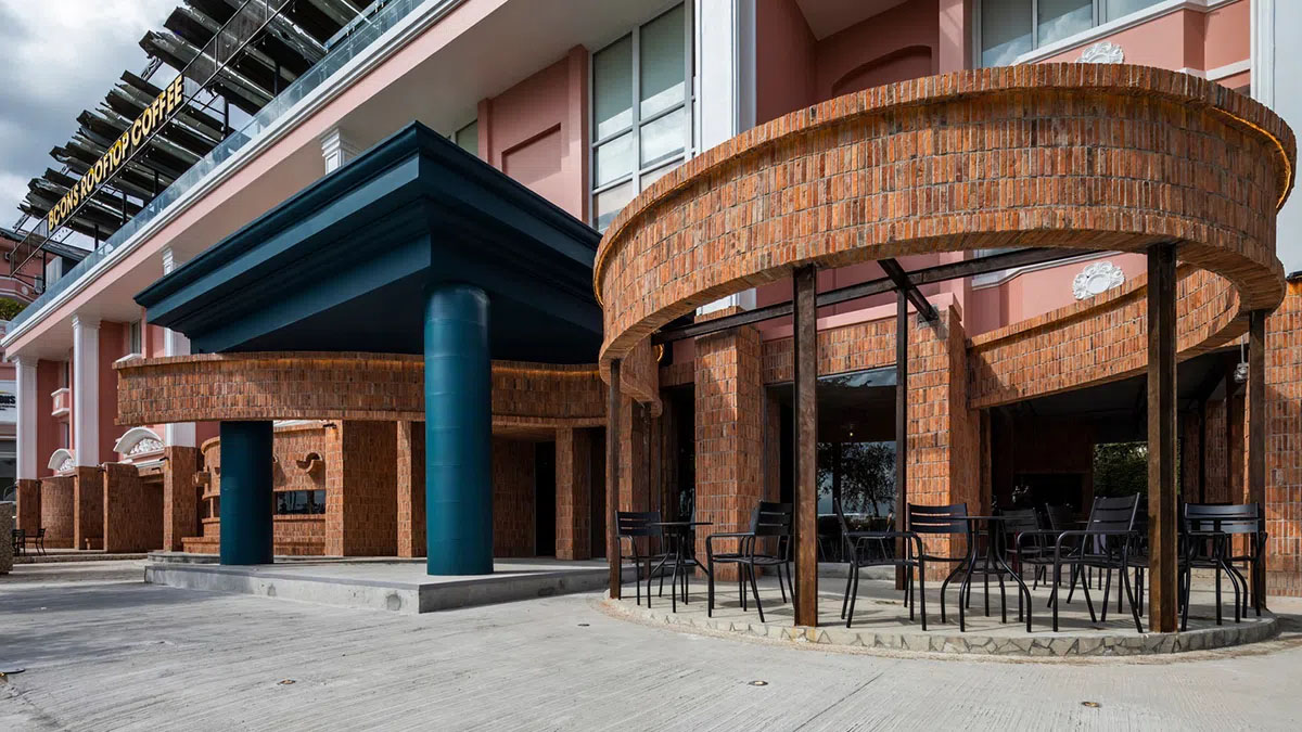 Cửa hàng flagship này không chỉ là nơi để thưởng thức cafe mà còn là một không gian trải nghiệm văn hóa