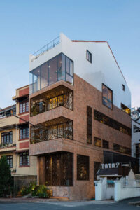 Villax thiết kế khách sạn mini The Note Hotel